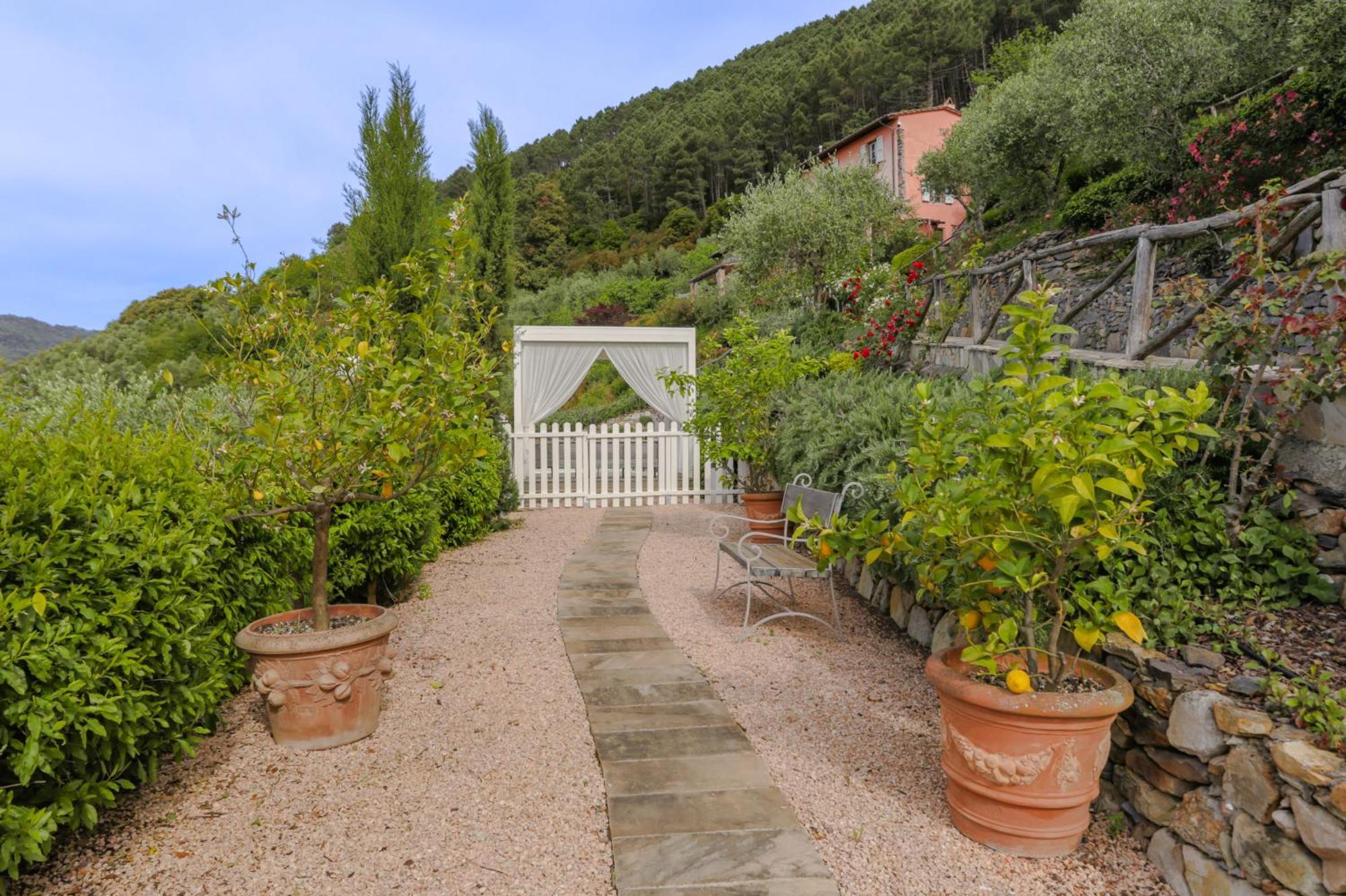Villa Sii Felice Buti Kültér fotó